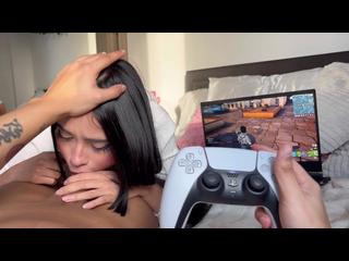 My hot stepsister doesnt let me play quietly and makes me cum| FORTNITE